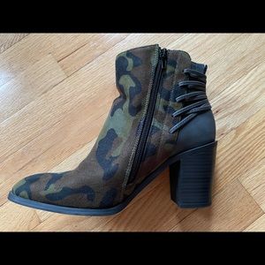 Camo Booties size 9